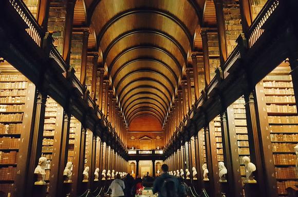 ​Five Amazing Facts About the Long Room at Trinity in Dublin, Ireland